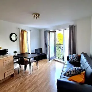 Lovely 5 Sleeper Flat - Upper Clapton London